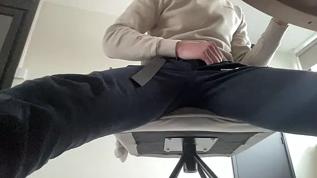 bullyboyy online show from 01-08-26, 02:23