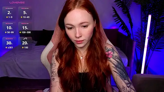 Maya Light online show from 04-02-26, 01:57