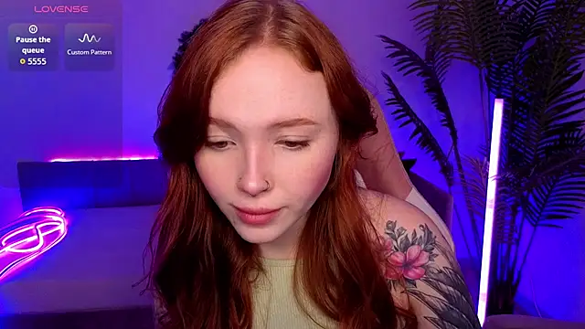 Maya Light online show from 01-06-26, 01:42