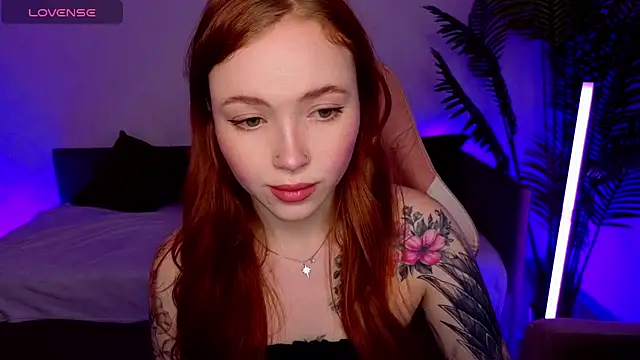 Maya Light online show from 02-08-26, 01:47