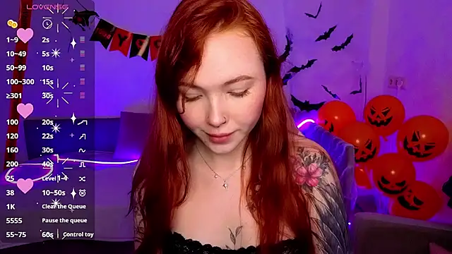 Maya Light online show from 11-08-25, 09:02