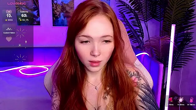 Maya Light online show from 10-23-25, 02:10