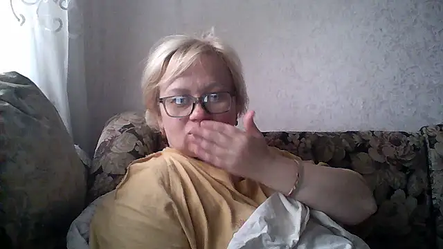 Snapshot of Mayya4321 chatting on 05-12-26, 09:48 Mayya4321 online show from 05-12-26, 09:48