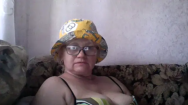 Snapshot of Mayya4321 chatting on 05-22-26, 09:29 Mayya4321 online show from 05-22-26, 09:29