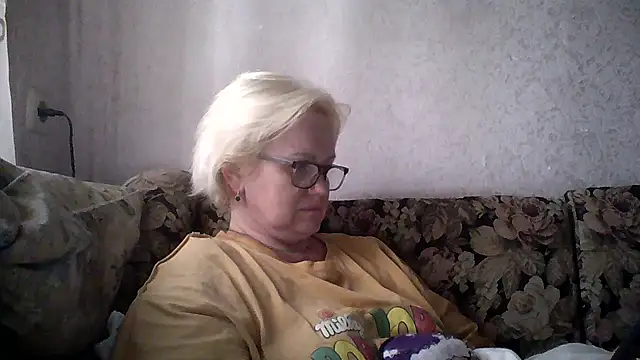 Snapshot of Mayya4321 chatting on 06-02-26, 12:38 Mayya4321 online show from 06-02-26, 12:38