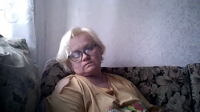 Snapshot of Mayya4321 chatting on 05-21-26, 10:01 Mayya4321 online show from 05-21-26, 10:01