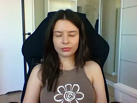 LariceSexy online show from 04-01-26, 01:41