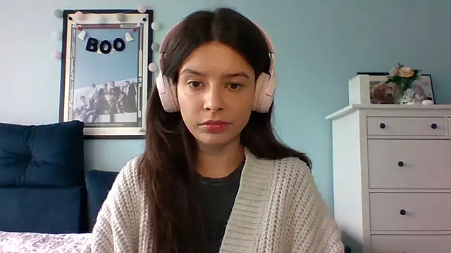 Snapshot of LariceSexy chatting on 09-19-25, 12:09 LariceSexy online show from 09-19-25, 12:09