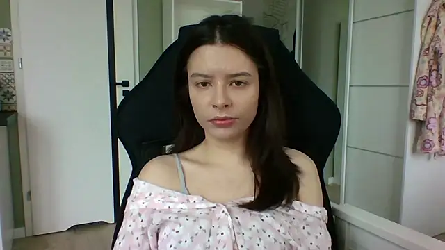 LariceSexy online show from 04-02-26, 12:12