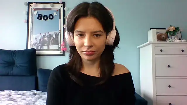 Snapshot of LariceSexy chatting on 10-06-25, 12:06 LariceSexy online show from 10-06-25, 12:06