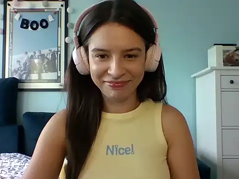 Snapshot of LariceSexy chatting on 09-09-25, 02:04 LariceSexy online show from 09-09-25, 02:04