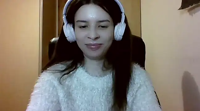 Snapshot of LariceSexy chatting on 03-19-25, 10:20 LariceSexy online show from 03-19-25, 10:20