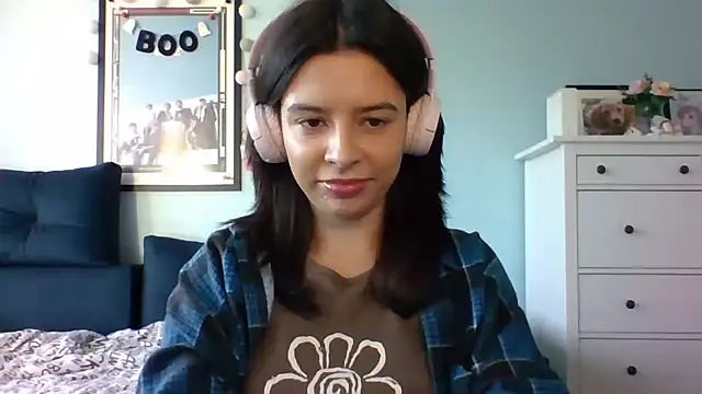 LariceSexy online show from 10-29-25, 01:10