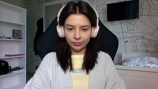 LariceSexy online show from 11-21-25, 01:21