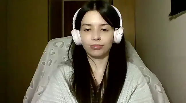 Snapshot of LariceSexy chatting on 02-28-25, 10:06 LariceSexy online show from 02-28-25, 10:06
