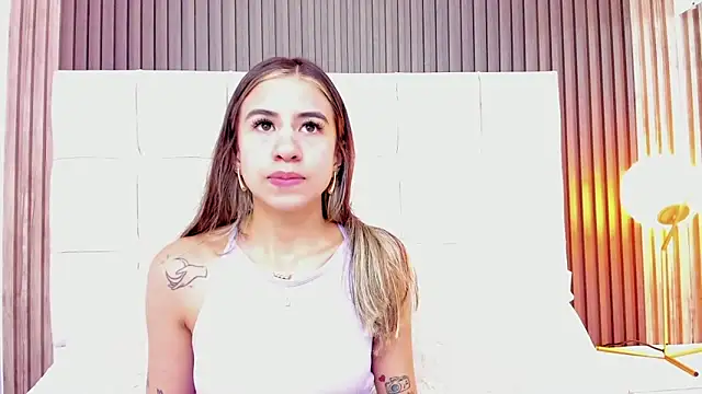 Ariana greenblat online show from 04-09-26, 05:19