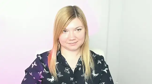 Lola moree online show from 03-17-25, 03:29