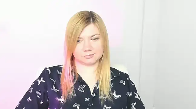 Lola moree online show from 03-18-25, 12:17