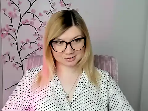 Lola moree online show from 04-05-26, 11:39