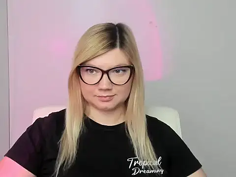 Lola moree online show from 09-13-25, 11:32