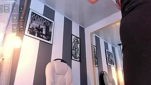 Snapshot of Salome__evans chatting on 02-23-25, 06:56 Salome evans online show from 02-23-25, 06:56