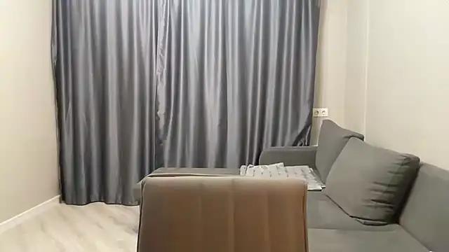 anora sunny online show from 02-19-25, 06:10