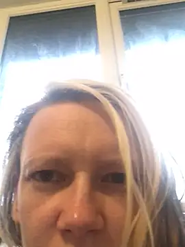 blondey206 online show from 02-10-25, 04:47