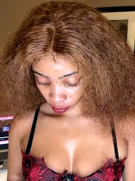 Snapshot of ZinaFreak chatting on 10-16-25, 09:56 ZinaFreak online show from 10-16-25, 09:56