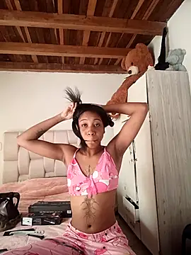 Zaira Rose  online show from 04-12-26, 05:27