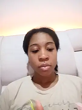 Snapshot of Zaira_Rose_ chatting on 05-03-26, 01:55 Zaira Rose online show from 05-03-26, 01:55