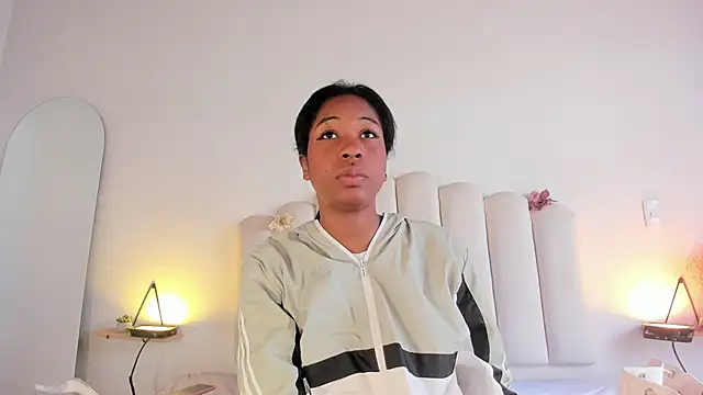 Zaira Rose  online show from 01-14-26, 01:37