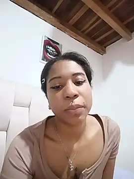 Snapshot of Zaira_Rose_ chatting on 07-10-26, 02:44 Zaira Rose online show from 07-10-26, 02:44