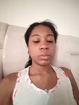 Snapshot of Zaira_Rose_ chatting on 05-10-26, 10:00 Zaira Rose online show from 05-10-26, 10:00