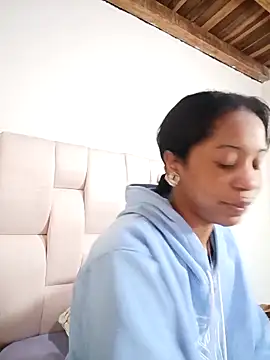 Snapshot of Zaira_Rose_ chatting on 04-28-26, 09:30 Zaira Rose online show from 04-28-26, 09:30