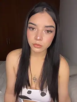 eileensophi online show from 04-13-26, 01:31