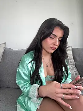 cute carly  online show from 03-01-25, 02:44