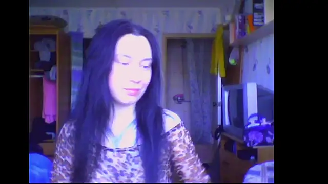 Snapshot of RussNocturnal chatting on 05-08-26, 01:15 RussNocturnal online show from 05-08-26, 01:15