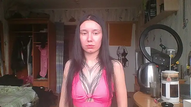 Snapshot of RussNocturnal chatting on 06-21-26, 03:40 RussNocturnal online show from 06-21-26, 03:40