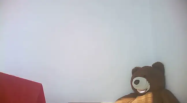 Snapshot of Drag_Queen chatting on 03-20-25, 06:52 Drag Queen online show from 03-20-25, 06:52