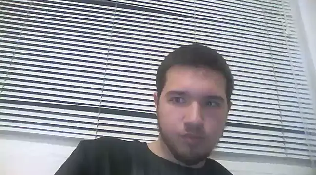 Snapshot of Drag_Queen chatting on 01-28-25, 04:30 Drag Queen online show from 01-28-25, 04:30