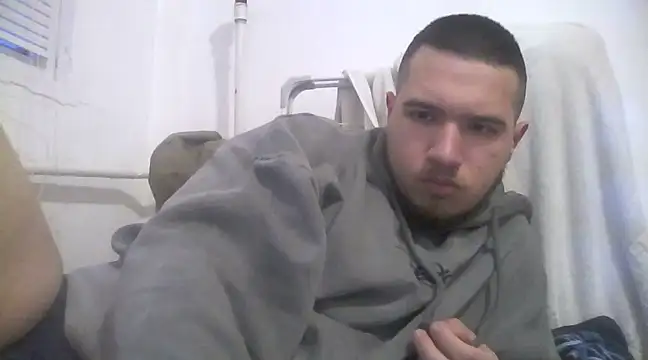 Snapshot of Drag_Queen chatting on 02-24-25, 04:15 Drag Queen online show from 02-24-25, 04:15