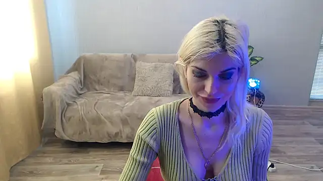 SexyBeatriice online show from 04-14-26, 06:29