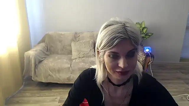 SexyBeatriice online show from 03-15-26, 07:26