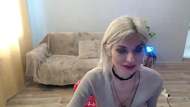 SexyBeatriice online show from 03-22-26, 07:32