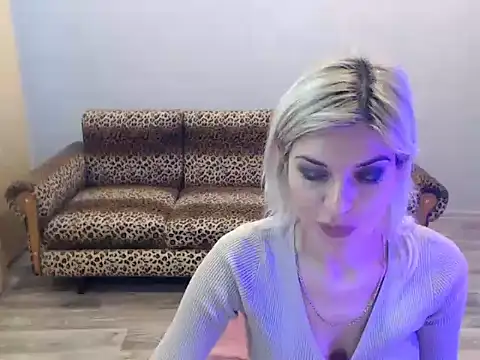 SexyBeatriice online show from 11-28-25, 07:30