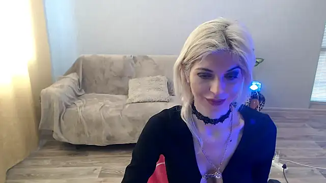 SexyBeatriice online show from 03-24-26, 07:30