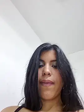 Angela Sophie online show from 12-13-25, 08:04