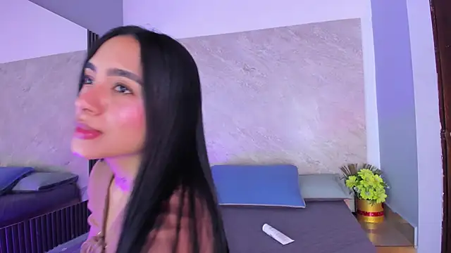 Estefy gomez09 online show from 06-11-26, 01:41