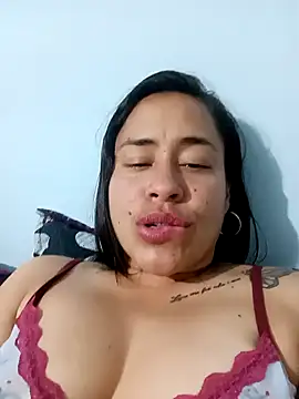 kamila lovee online show from 03-06-25, 04:19