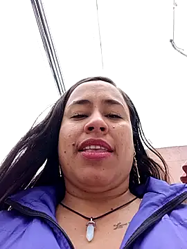 kamila lovee online show from 10-20-25, 07:14